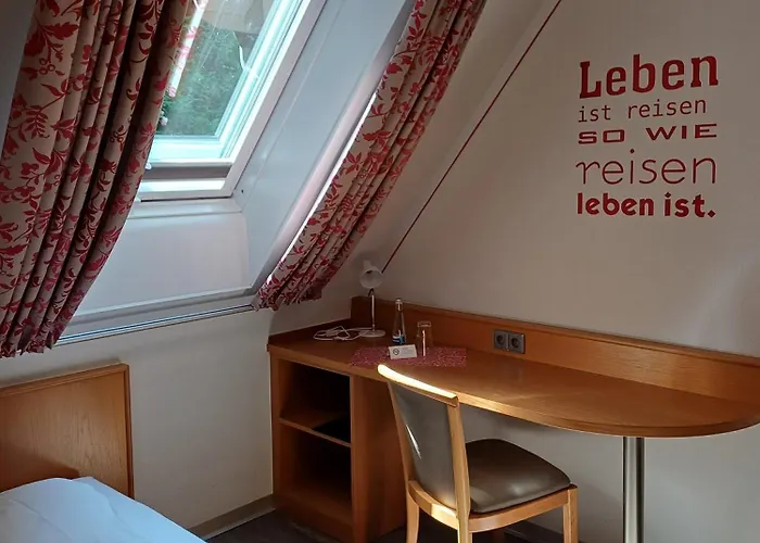 Zum Schuetzen Casa de hóspedes 3*