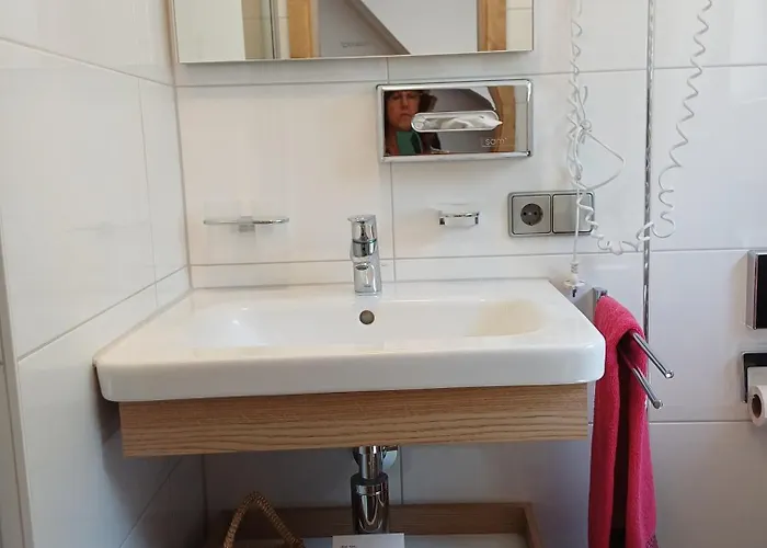 Zum Schuetzen Casa de hóspedes 3*